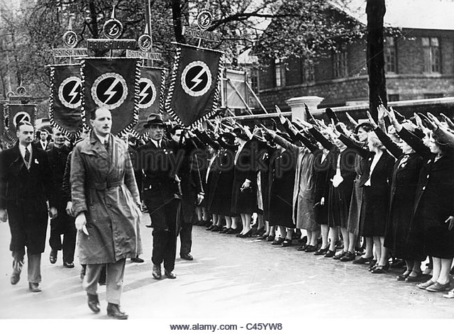 oswald-mosley-at-a-parade-of-his-fascist-union-in-london-dalston-1939-c45yw8.jpg